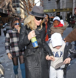 Madonna-294x300.jpg