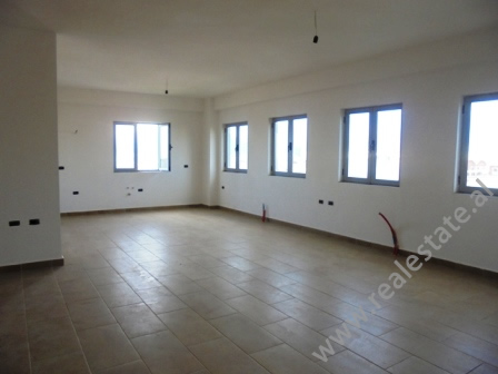 1414841125-apartament_shitje_selite_tirane.JPG