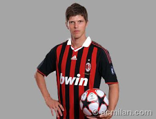 Huntelar+milan.jpg