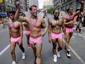 gay-parade_3.jpg