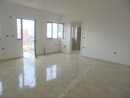 1415176134-apartament_shitje_selite_tirane.JPG