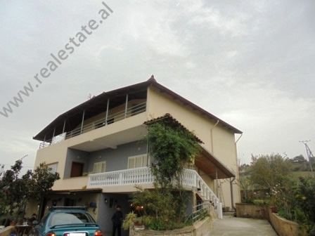 1416055198-villa_rent_sauk_tirana.JPG