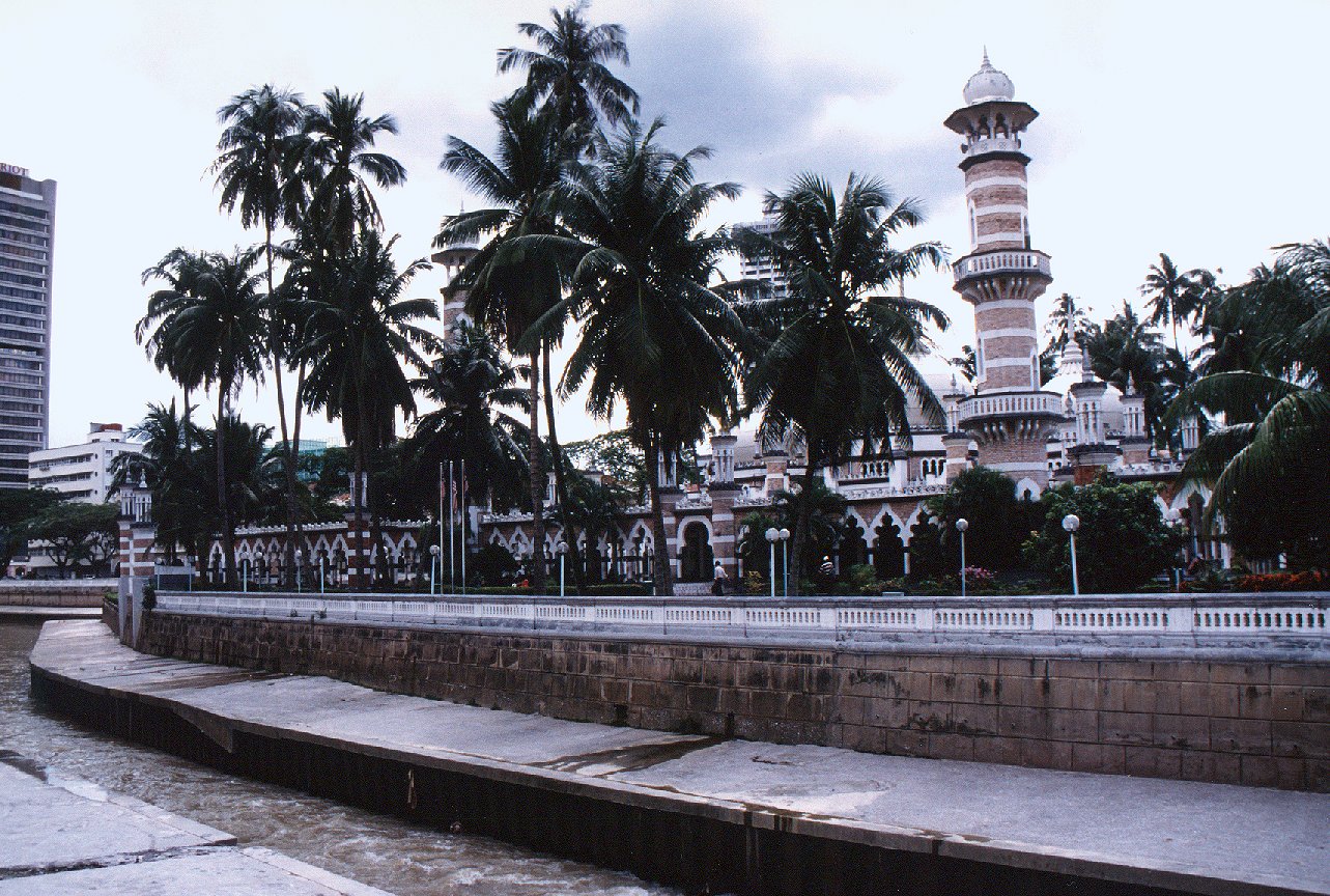 KUL_Kuala_Lumpur_Masjid_Jamek_Mosque.jpg