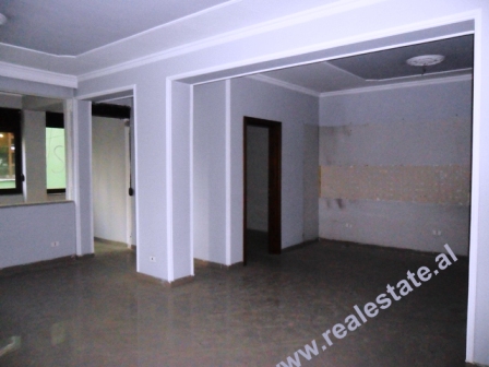 1366795920-apartament_4+1_ne_shitje.jpg