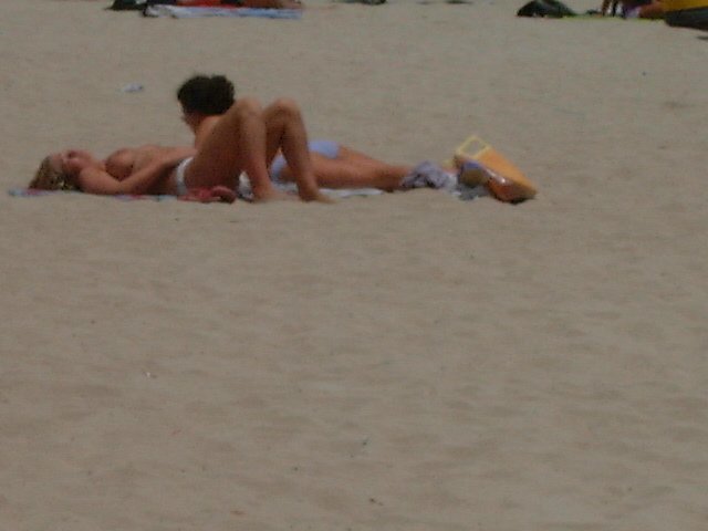 126%20-%20Topless%20solande%20tjejer.jpg