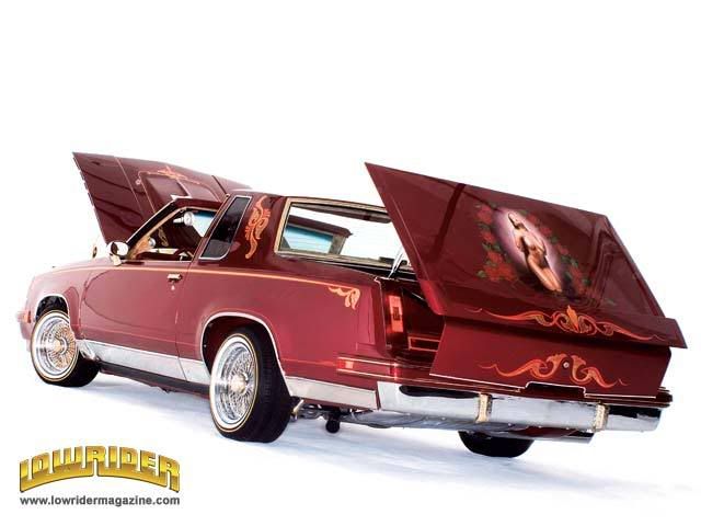 0604_z1985_oldsmobile_cutlassrear_l.jpg