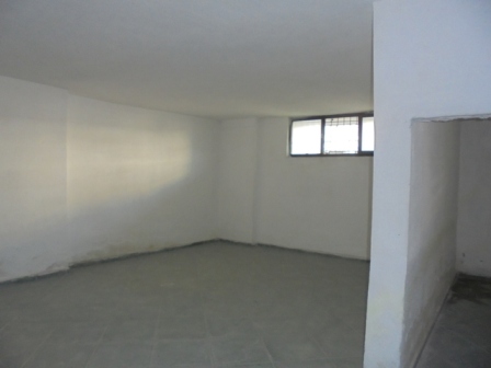 1412337478-ambjent_biznesi_qera_tirane.JPG