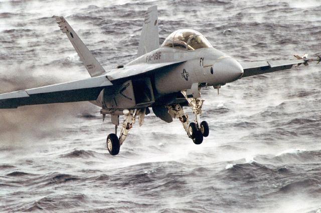 f-18ef_11.jpg