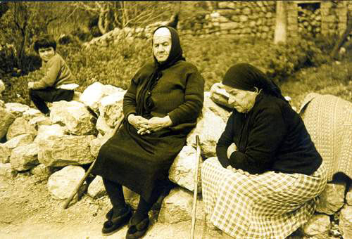 a-Old-Women.jpg