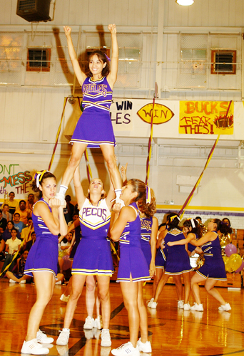 cheerleaders.jpg